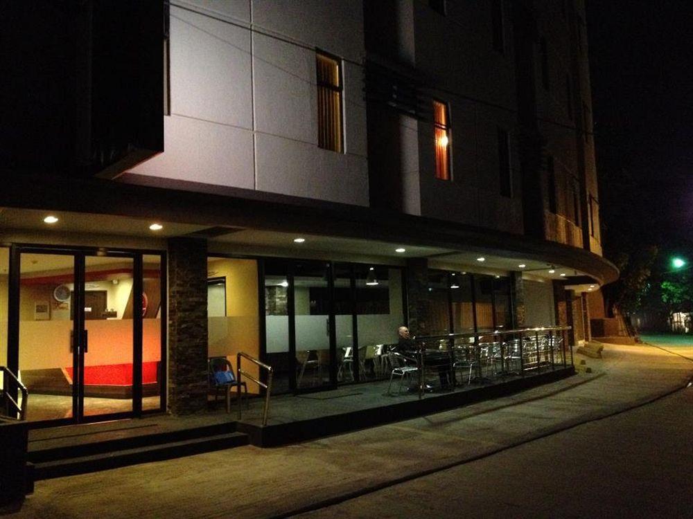 Express Inn Mactan Đảo Mactan Ngoại thất bức ảnh